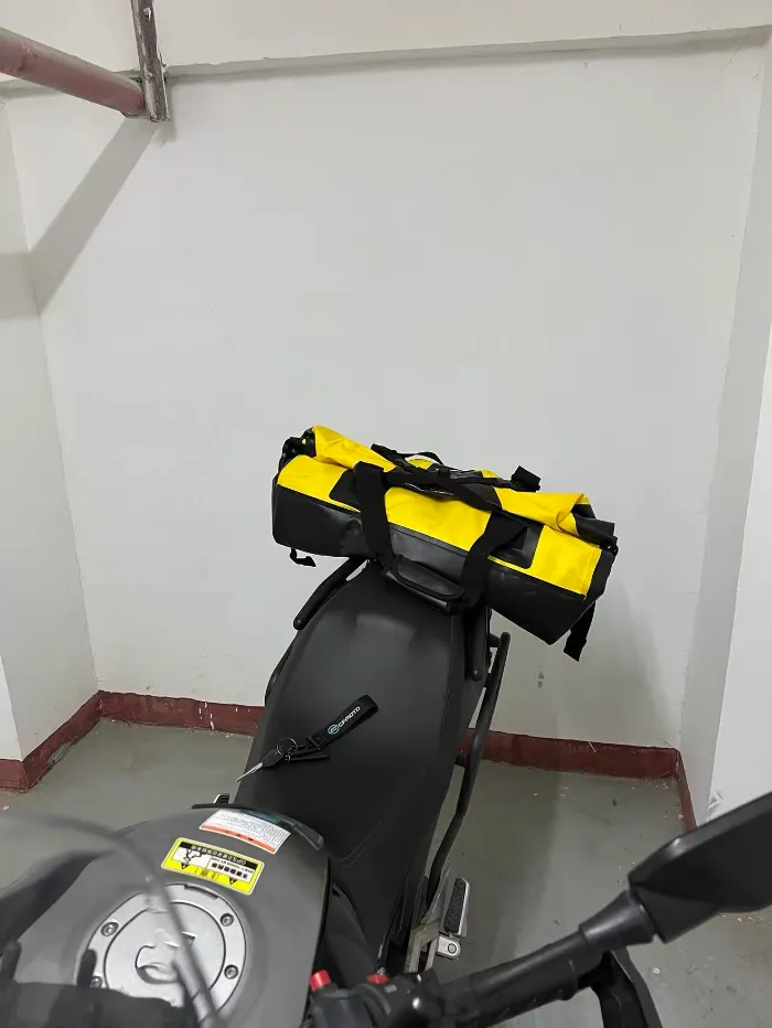 Мотоциклде сөресіз багажды қалай тасымалдауға болады